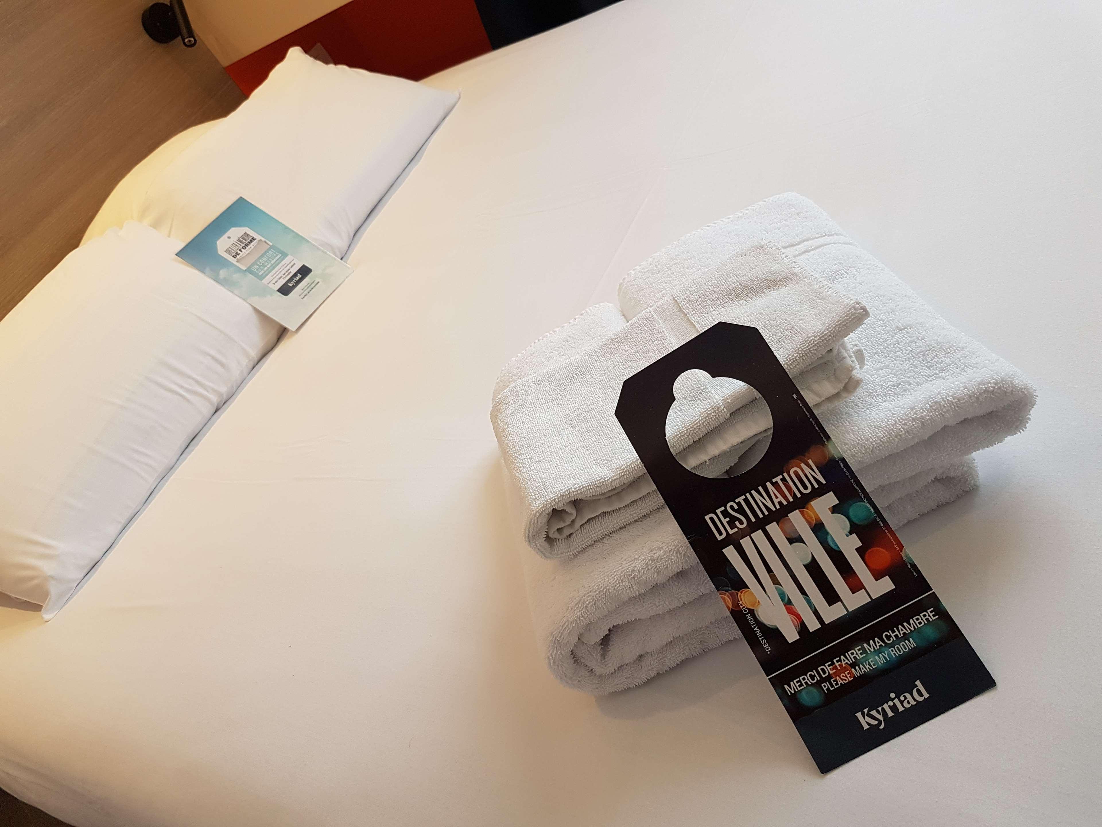 Kyriad Hotel La Flèche מראה חיצוני תמונה