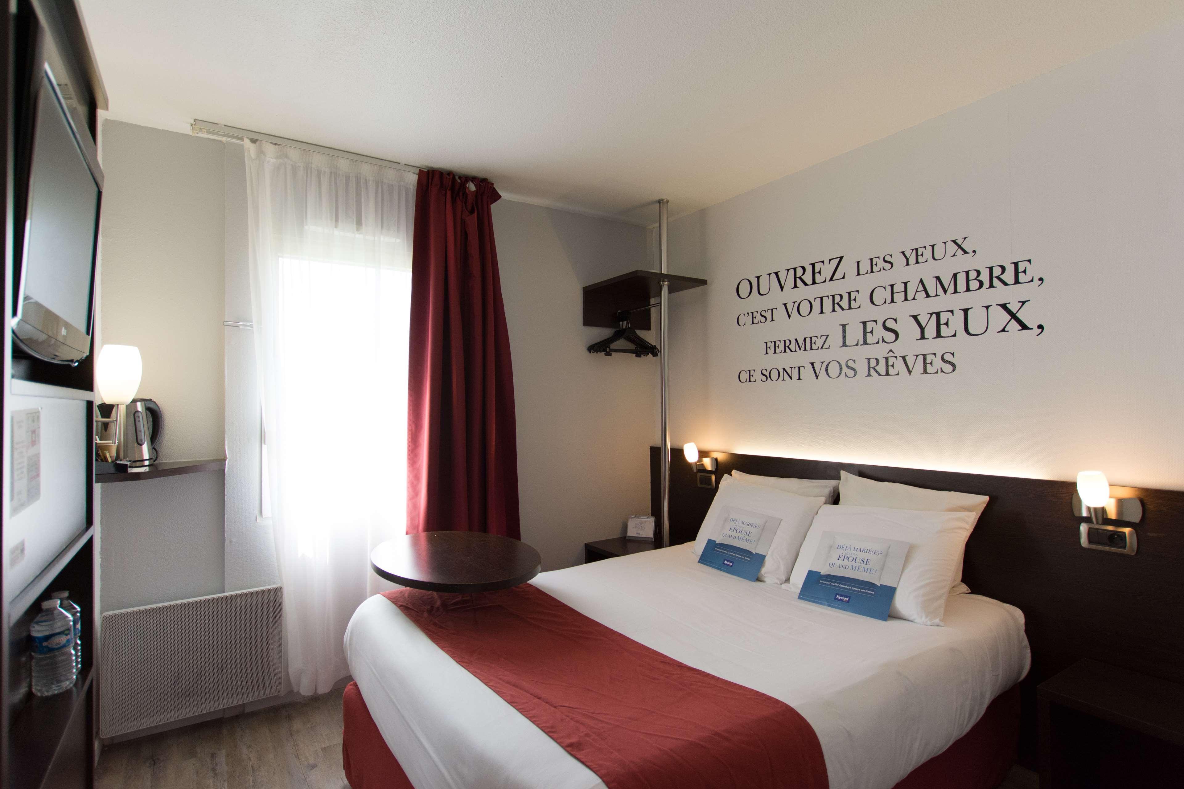 Kyriad Hotel La Flèche מראה חיצוני תמונה