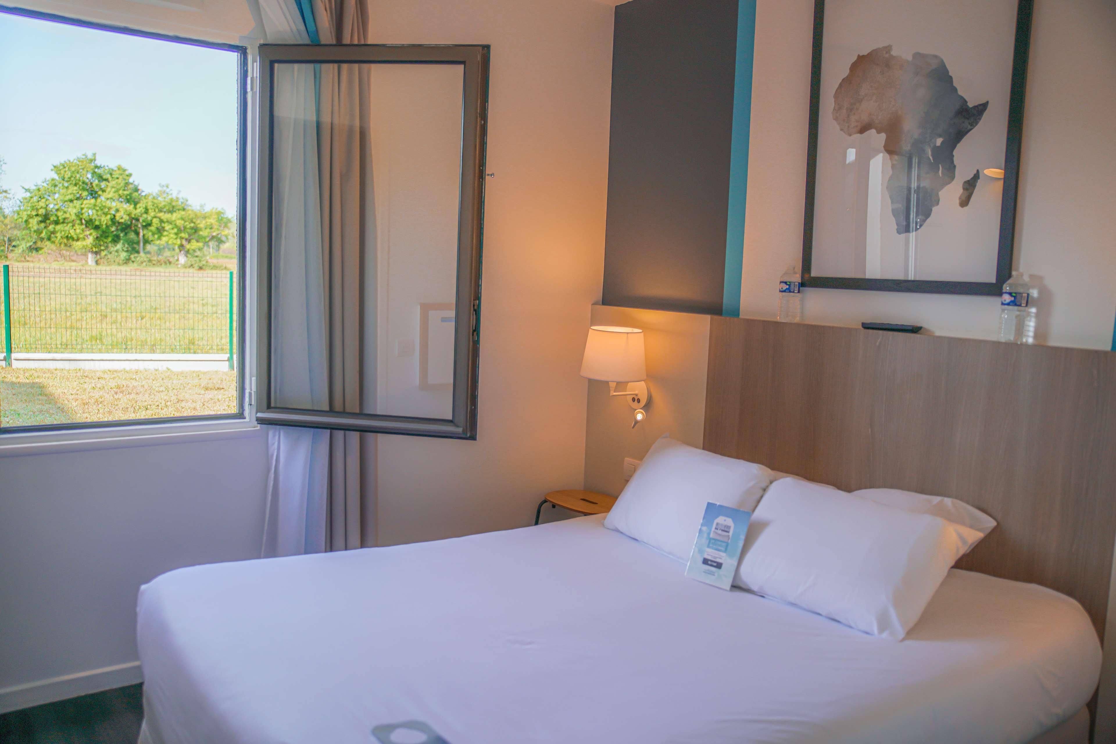 Kyriad Hotel La Flèche מראה חיצוני תמונה