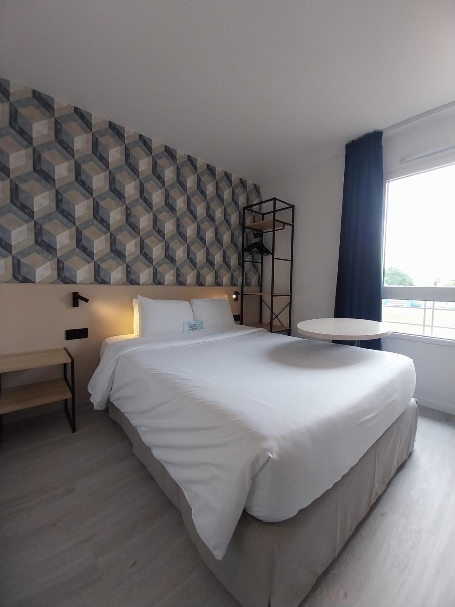 Kyriad Hotel La Flèche מראה חיצוני תמונה