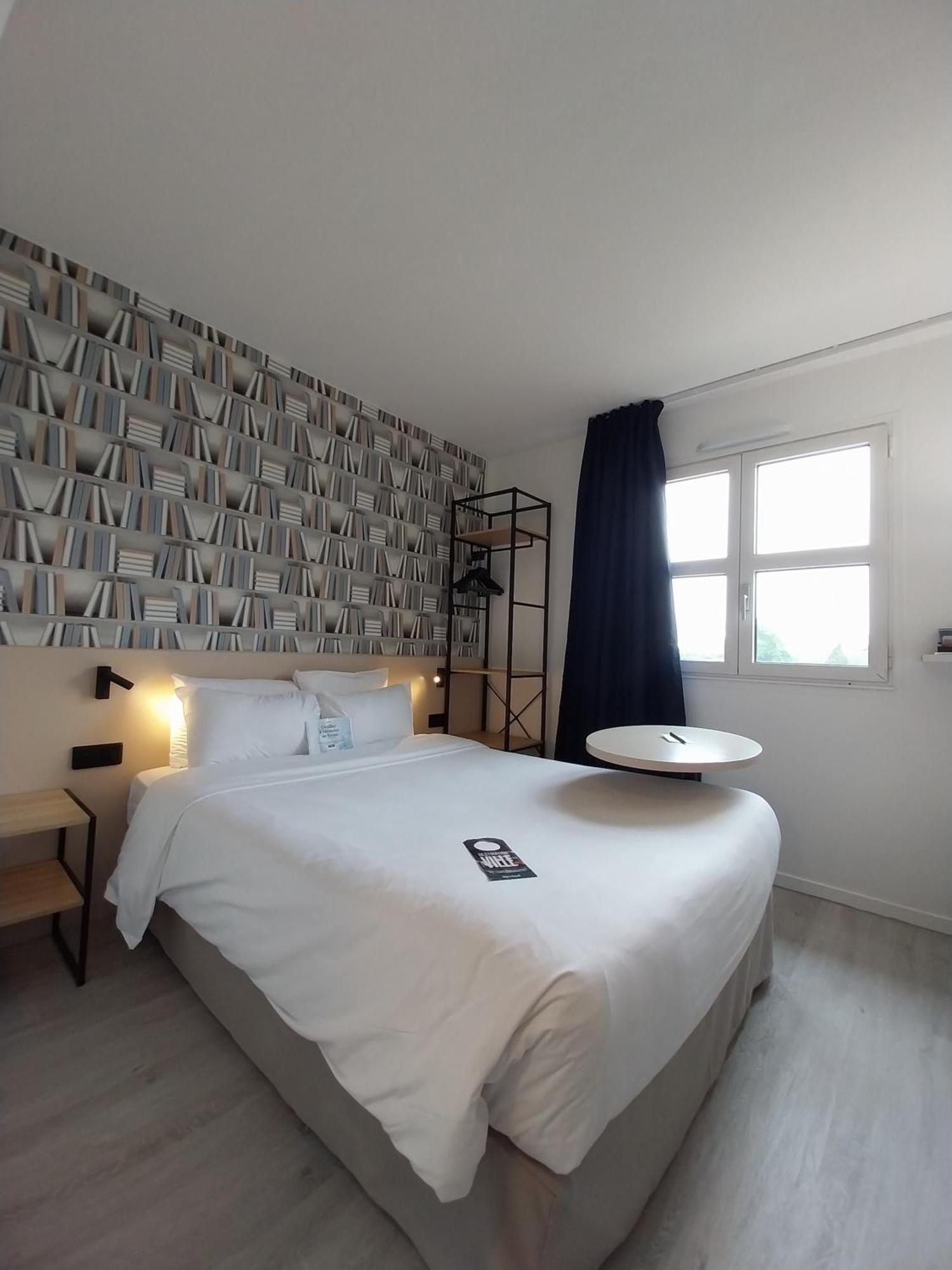 Kyriad Hotel La Flèche מראה חיצוני תמונה