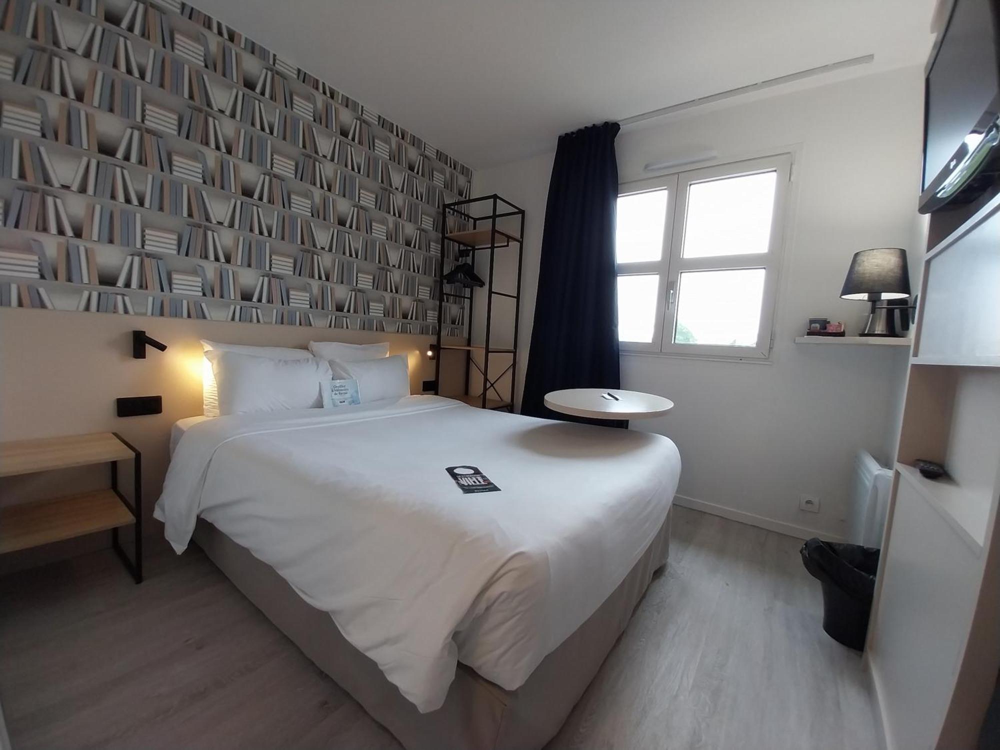 Kyriad Hotel La Flèche מראה חיצוני תמונה