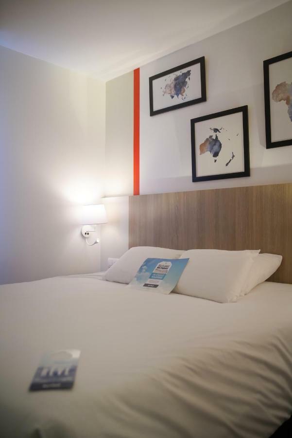 Kyriad Hotel La Flèche מראה חיצוני תמונה